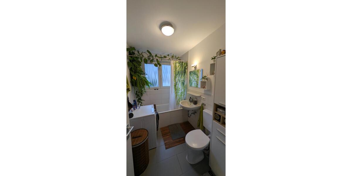 Etagenwohnung Stuttgart Stuttgart-Mitte - 3 Zimmer, 64 m&sup2;, 1.500&euro; | Angebot:25824876