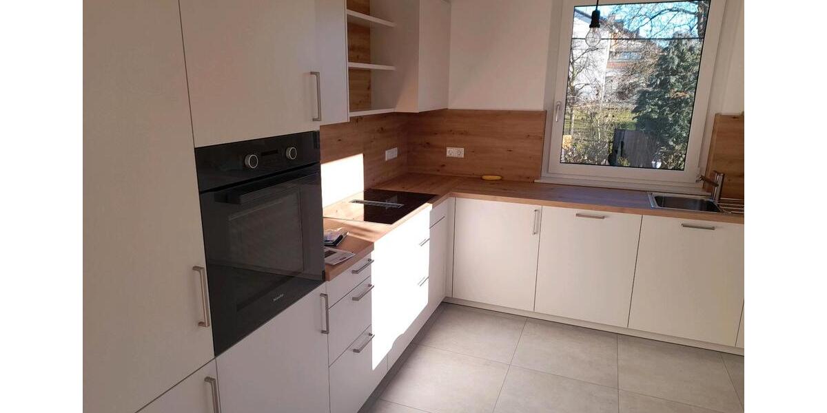 Etagenwohnung Walddorfhäslach - 2 Zimmer, 65 m&sup2;, 900&euro; | Angebot:25959563
