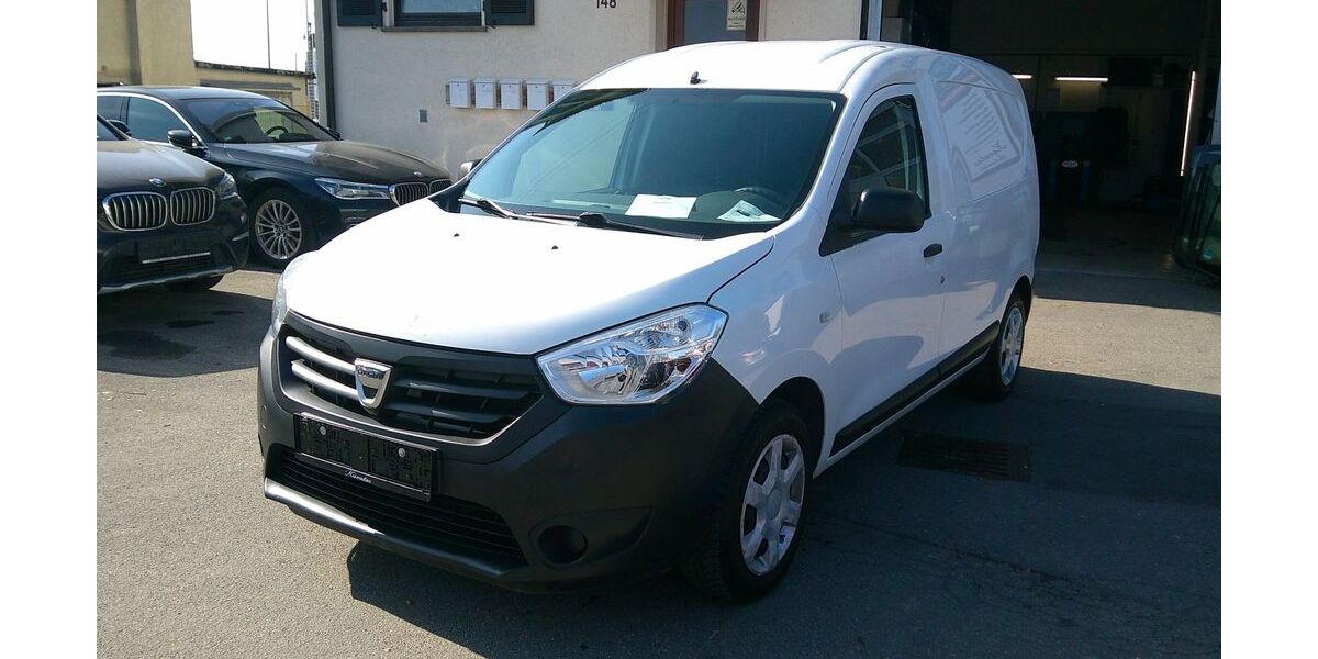 Dacia Dokker 82.000 km 5.990 &euro; Sindelfingen 71065