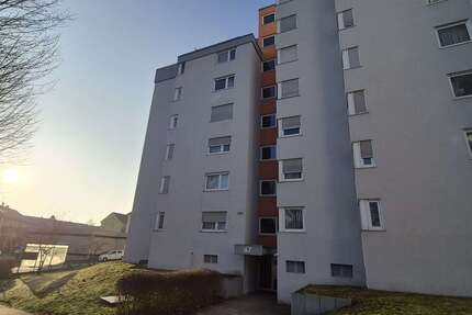 Wohnung Ditzingen - 3 Zimmer, 79 m&sup2;, 939&euro; | Angebot:25547353