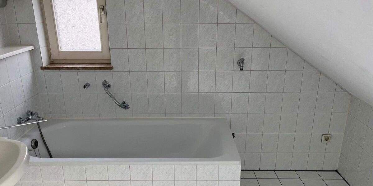 Etagenwohnung Oberstenfeld - 3 Zimmer, 72 m&sup2;, 225.000&euro; | Angebot:25800179