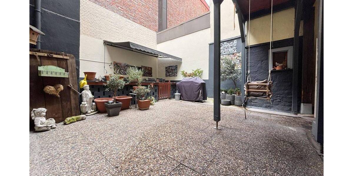 Einfamilienhaus Stuttgart Mitte - 1 Zimmer, 280 m&sup2;, 990.000&euro; | Angebot:26208419