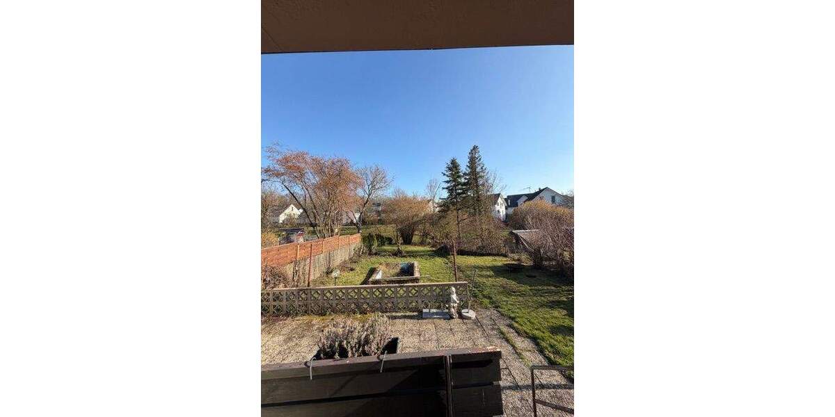 Mehrfamilienhaus, Wohnhaus Großbettlingen - 5 Zimmer, 95 m&sup2;, 415.000&euro; | Angebot:25696031