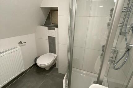 Wohnung Stuttgart Feuerbach - 16 Zimmer, 16 m&sup2;, 510&euro; | Angebot:24840671