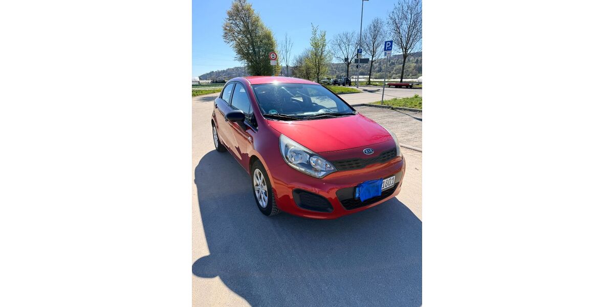 Kia Rio 126.000 km 4.299 &euro; Ostfildern-Scharnhausen 73760