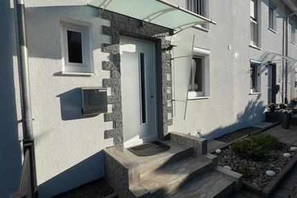 Haus Uhingen - 4 Zimmer, 132 m&sup2;, 489.000&euro; | Angebot:26400267