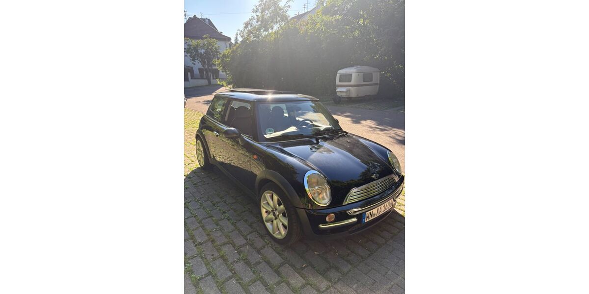 Mini Cooper 122.000 km 2.499 &euro; Weissach im Tal 71554