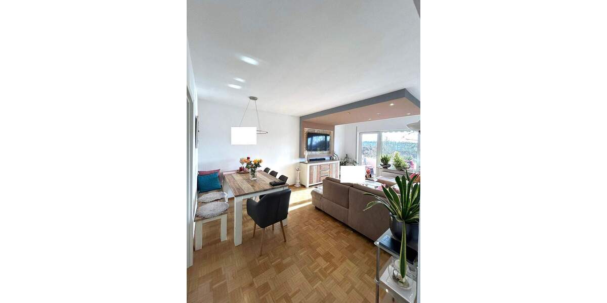 Etagenwohnung Backnang - 4 Zimmer, 90 m&sup2;, 295.000&euro; | Angebot:25771359