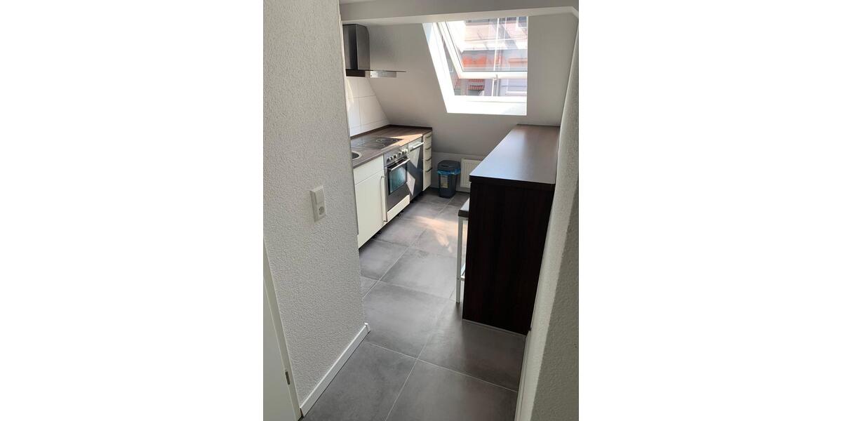 Erdgeschoßwohnung Sindelfingen - 4 Zimmer, 10 m&sup2;, 450&euro; | Angebot:18196157