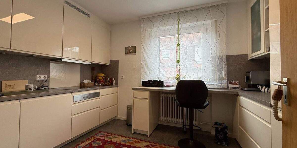 Mehrfamilienhaus, Wohnhaus Nürtingen - 8 Zimmer, 191 m&sup2;, 725.000&euro; | Angebot:25745890