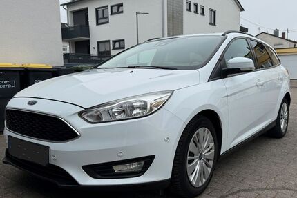Ford Focus 73.427 km 7.600 &euro; Sersheim 74372