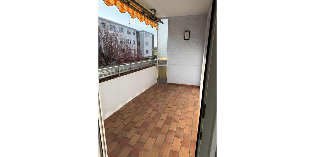 Etagenwohnung Stuttgart Mühlhausen - 3 Zimmer, 74 m&sup2;, 339.000&euro; | Angebot:25782177