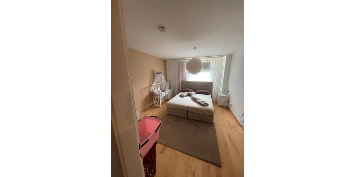 Etagenwohnung Stuttgart Birkach - 3 Zimmer, 89 m&sup2;, 1.200&euro; | Angebot:26047572