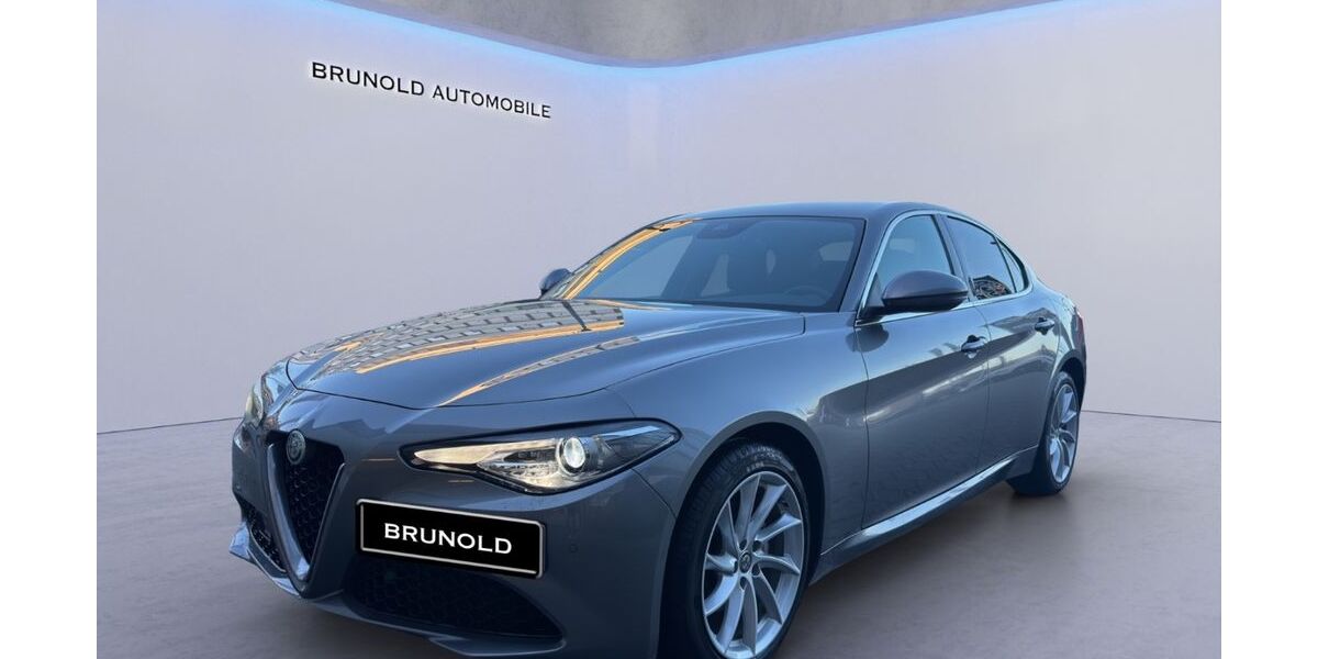 Alfa Romeo Giulia 65.400 km 26.490 &euro; Stuttgart 70565
