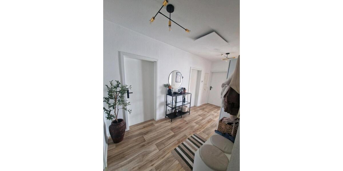 Etagenwohnung Schwieberdingen - 3 Zimmer, 81 m&sup2;, 268.500&euro; | Angebot:27088380