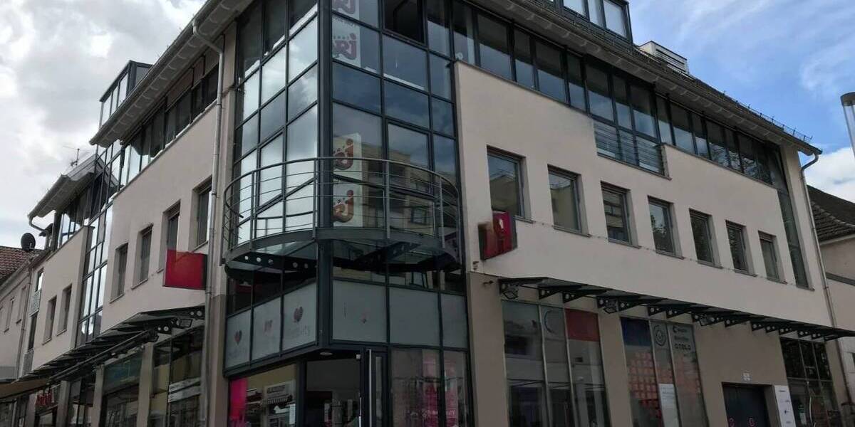 Gewerbeobjekt Ludwigsburg Mitte - 3 Zimmer, 125 m&sup2;, 1.350&euro; | Angebot:25671447