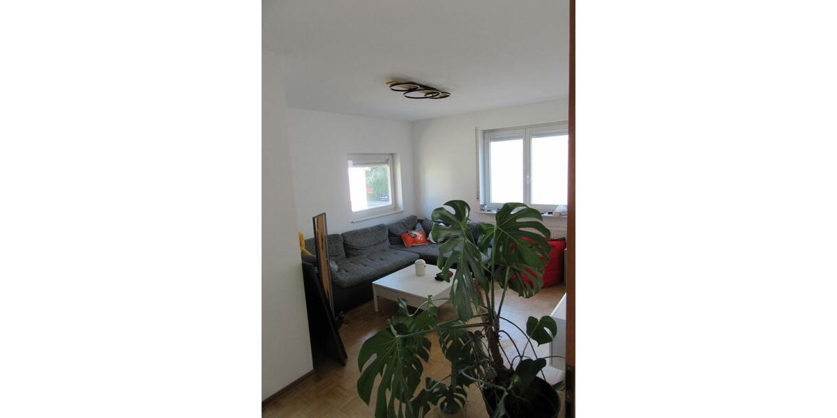 Provisionsfrei* Doppelhaushälfte mit zwei separaten Wohneinheiten, Stellplätzen, Balkon und Terrasse - Zweifamilienhaus Göppingen Faurndau | Angebot:26961593