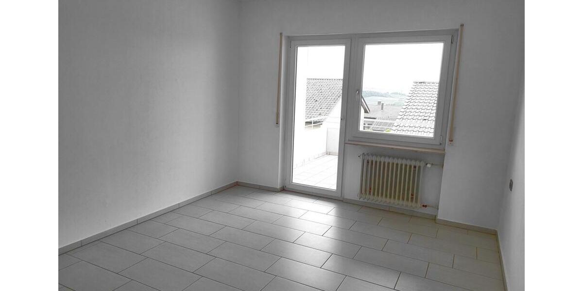 Reihenhaus Neckarwestheim - 4.5 Zimmer, 130 m&sup2;, 1.300&euro; | Angebot:26533669
