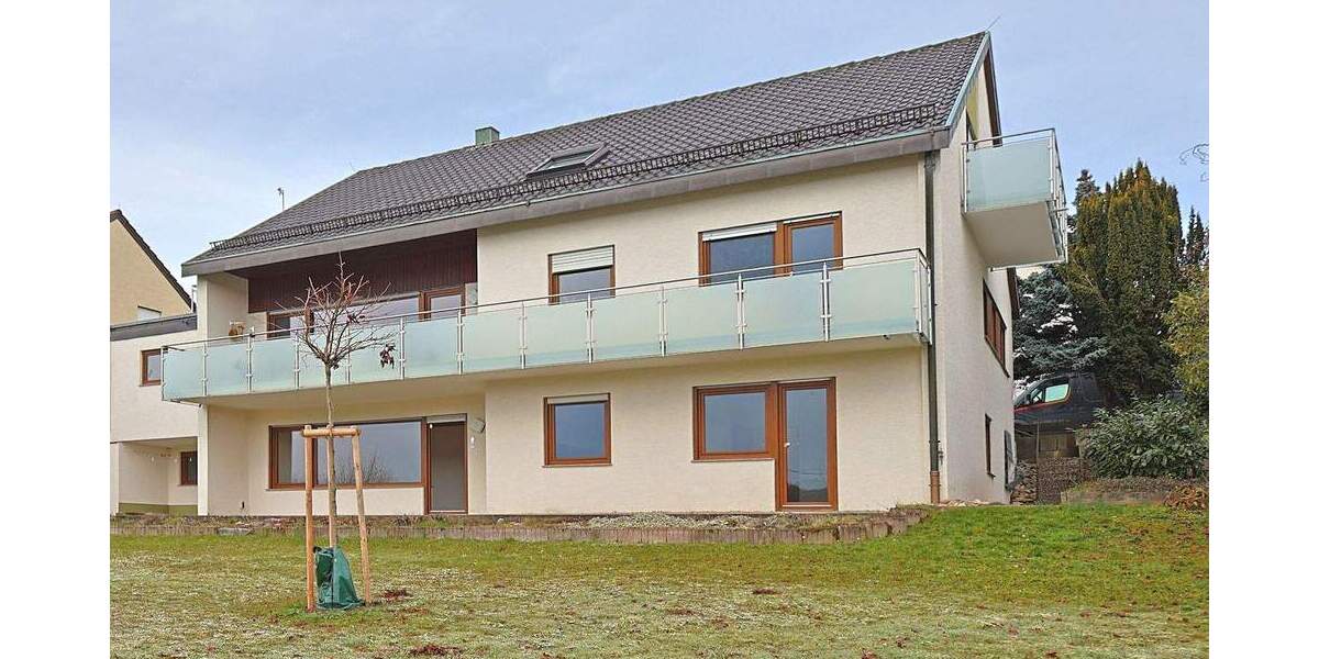 Etagenwohnung Weissach - 3 Zimmer, 95 m&sup2;, 1.100&euro; | Angebot:25682077