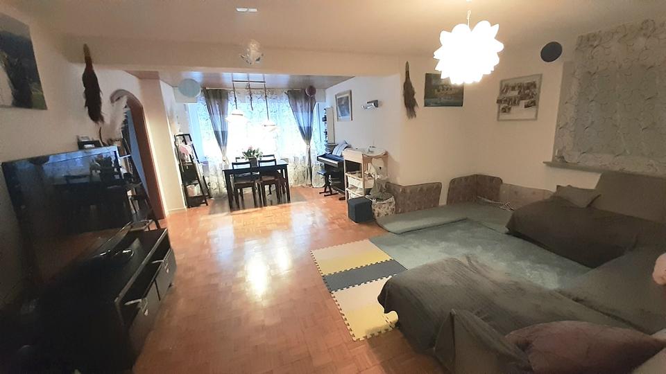 Einfamilienhaus Besigheim - 5 Zimmer, 130 m&sup2;, 1.400&euro; | Angebot:25477620