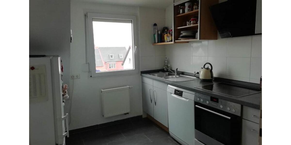 Etagenwohnung Stuttgart Bad Cannstatt - 4 Zimmer, 85 m&sup2;, 390&euro; | Angebot:25829673