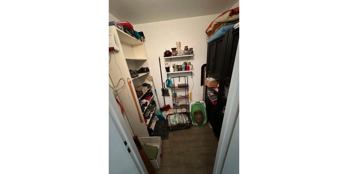 Etagenwohnung Sindelfingen Sindelfingen (Stadt) - 4 Zimmer, 90 m&sup2;, 1.350&euro; | Angebot:25307183