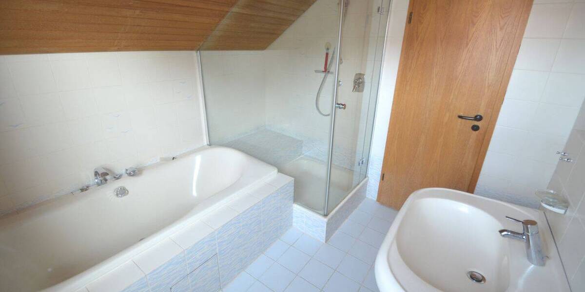 Einfamilienhaus Leonberg Eltingen - 5 Zimmer, 120 m&sup2;, 578.000&euro; | Angebot:25929394