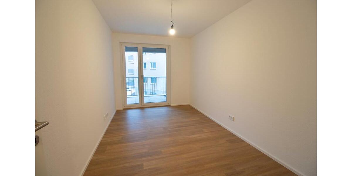 Etagenwohnung Schorndorf - 4 Zimmer, 109 m&sup2;, 1.637&euro; | Angebot:25545695