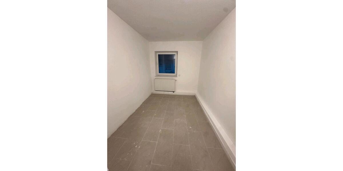 Etagenwohnung Backnang - 3 Zimmer, 70 m&sup2;, 500&euro; | Angebot:25442235