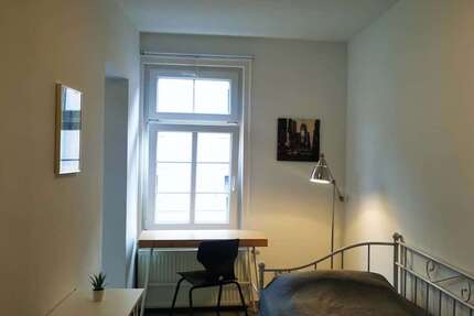 Zimmer Stuttgart Stuttgart-Mitte - 1 Zimmer, 890&euro; | Angebot:27711478