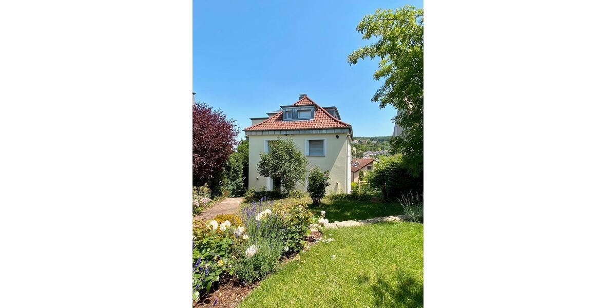 Erdgeschoßwohnung Stuttgart Stuttgart-Ost - 3 Zimmer, 94 m&sup2;, 1.560&euro; | Angebot:26131518