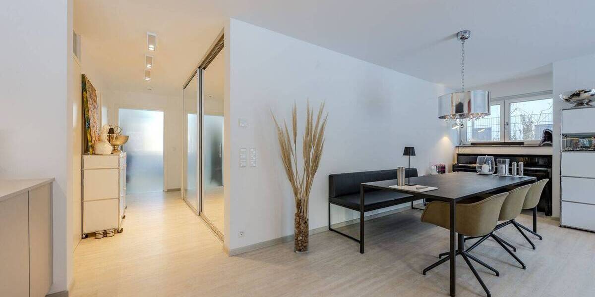 Etagenwohnung Ludwigsburg Ost - 3 Zimmer, 93 m&sup2;, 665.000&euro; | Angebot:26658945