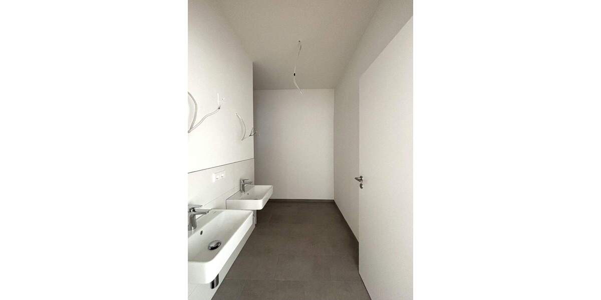 Etagenwohnung Sindelfingen Mitte - 2 Zimmer, 89 m&sup2;, 1.280&euro; | Angebot:25704091