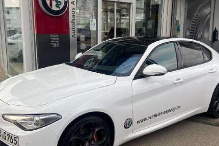 Alfa Romeo Giulia 20.300 km 33.990 &euro; Asperg 71679