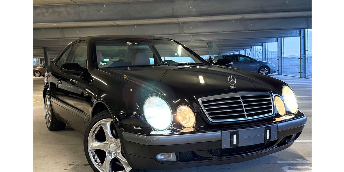 Mercedes-Benz CLK 200 99.000 km 6.799 &euro; Göppingen 73033