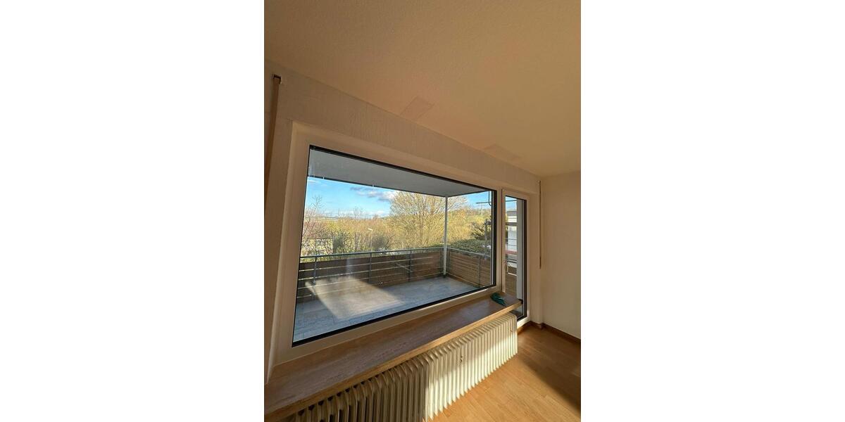 Erdgeschoßwohnung Uhingen - 4 Zimmer, 120 m&sup2;, 1.500&euro; | Angebot:25988250