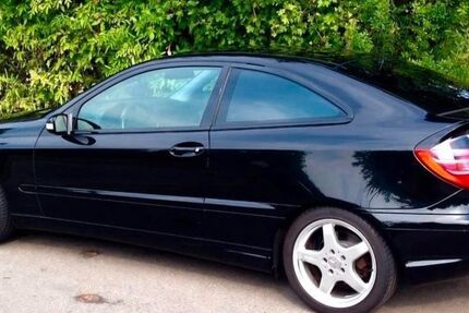 Mercedes-Benz CL 230 194.215 km 4.999 &euro; Stuttgart 70327