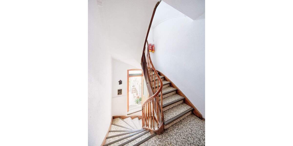 Mehrfamilienhaus, Wohnhaus Backnang - 9 Zimmer, 233 m&sup2;, 550.000&euro; | Angebot:25696179