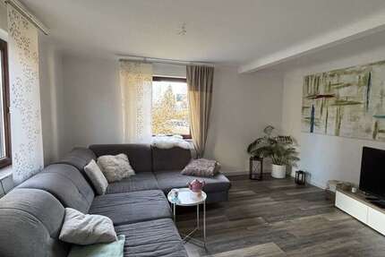 Haus Kernen im Remstal - 4 Zimmer, 110 m&sup2;, 1.400&euro; | Angebot:26098172