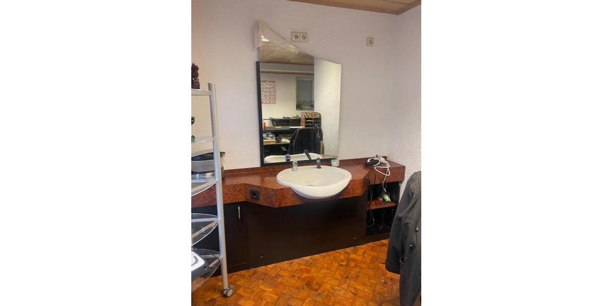 Gewerbeobjekt Ditzingen - 650&euro; | Angebot:24479310