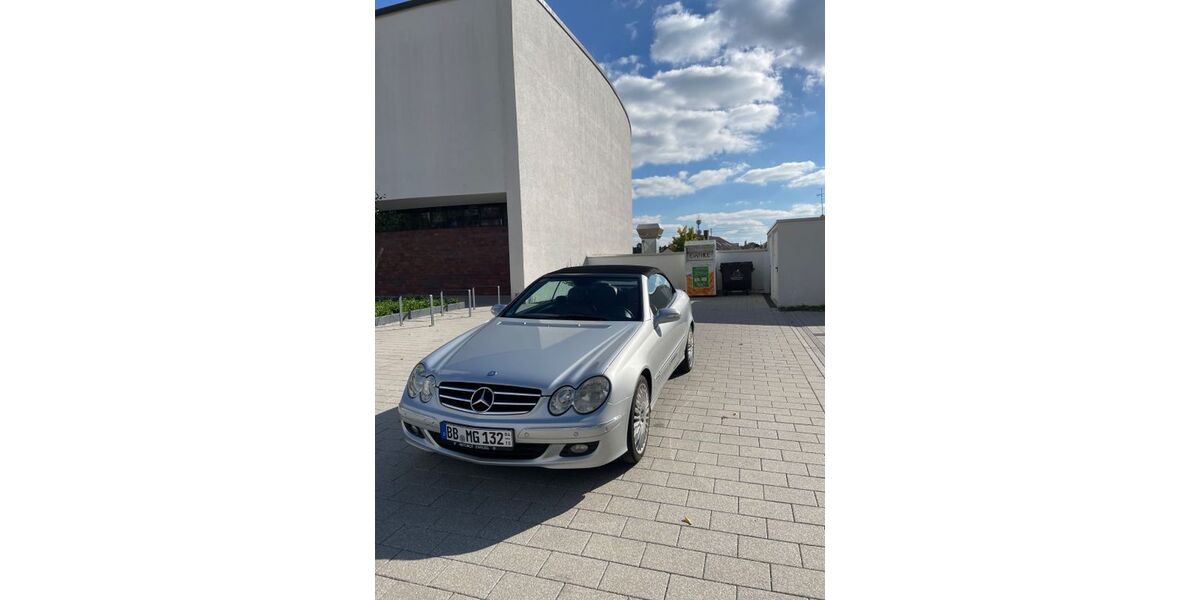 Mercedes-Benz CLK 200 108.000 km 12.000 &euro; Böblingen 71032