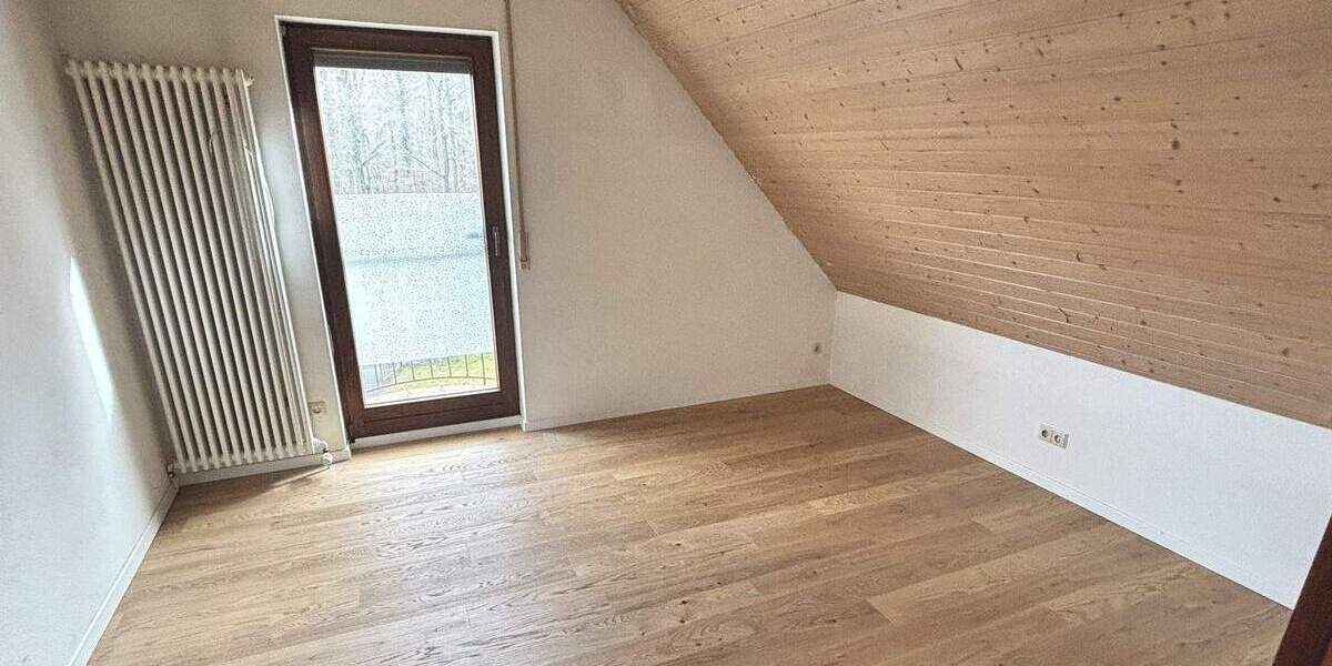 Einfamilienhaus Gerlingen - 4 Zimmer, 100 m&sup2;, 895.000&euro; | Angebot:25727215