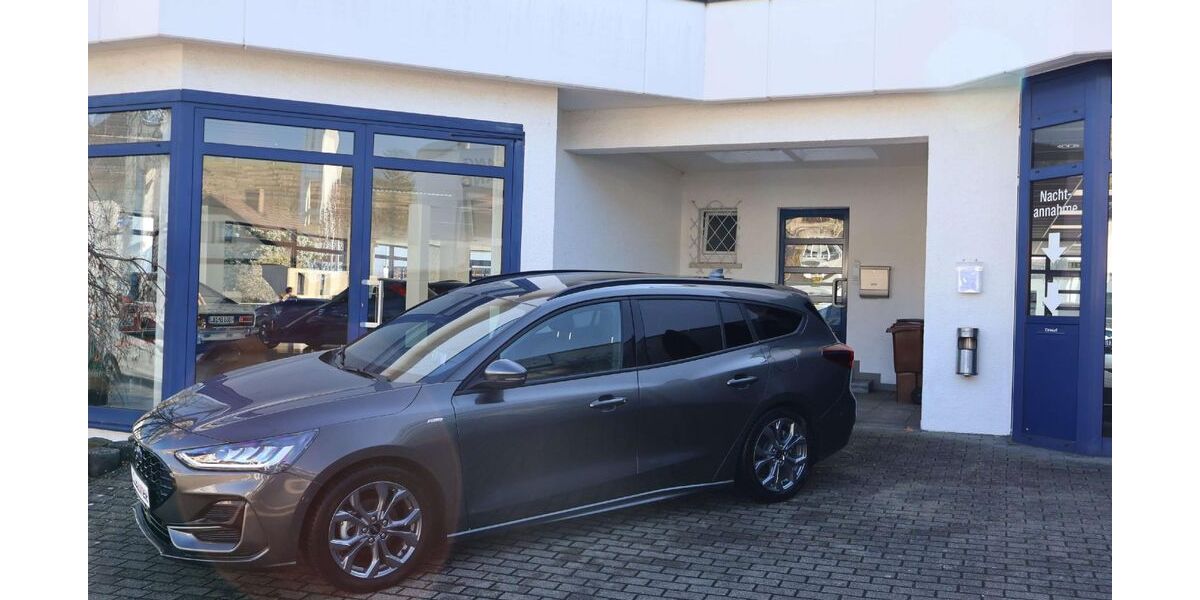 Ford Focus 14.300 km 25.980 &euro; Besigheim 74354