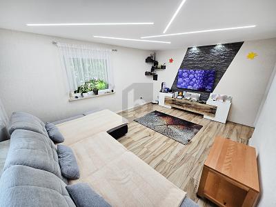 CHARMANT, ZENTRAL UND NACHHALTIG, MIT VIEL PLATZ - Einfamilienhaus Lorch | Angebot:27095314