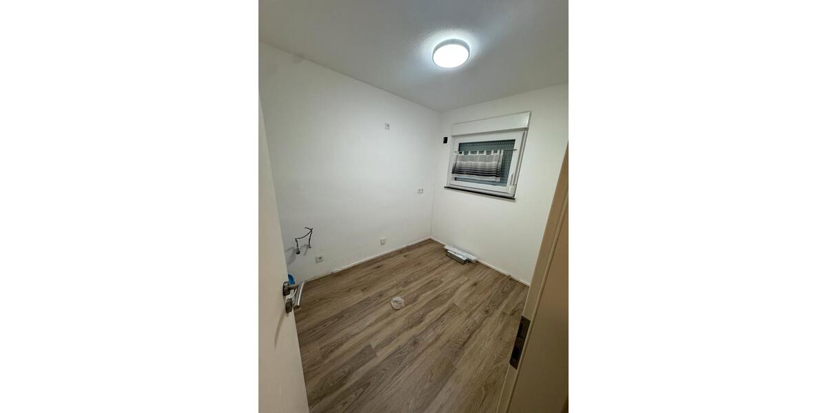 Etagenwohnung Stuttgart Vaihingen - 3 Zimmer, 70 m&sup2;, 1.055&euro; | Angebot:25757558