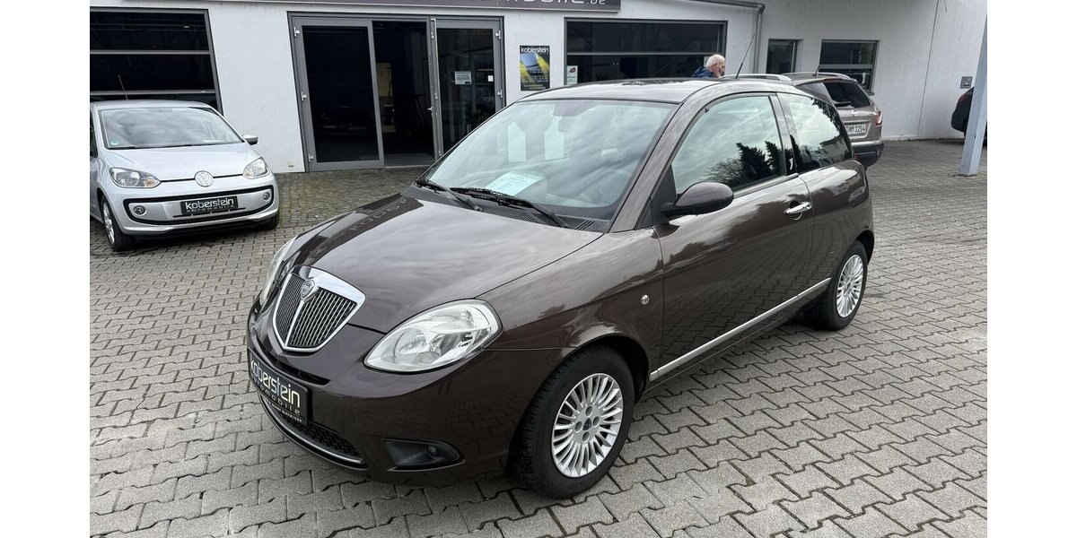 Lancia Ypsilon Oro 1,4 8V*orig.97tkm,Klima, 8 fach* 97.000 km 2.850 &euro; Schorndorf 73614