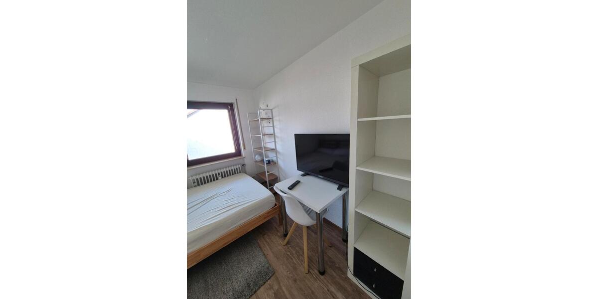 Etagenwohnung Schorndorf - 1 Zimmer, 9 m&sup2;, 530&euro; | Angebot:25421274