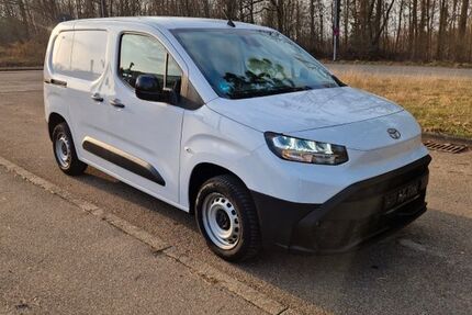 Toyota Proace City 39.350 km 15.990 &euro; Böblingen 71032