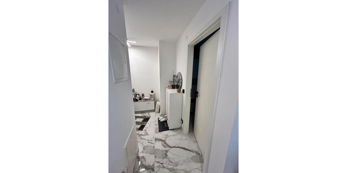 Mehrfamilienhaus, Wohnhaus Leonberg - 3 Zimmer, 73 m&sup2;, 370.000&euro; | Angebot:25216612