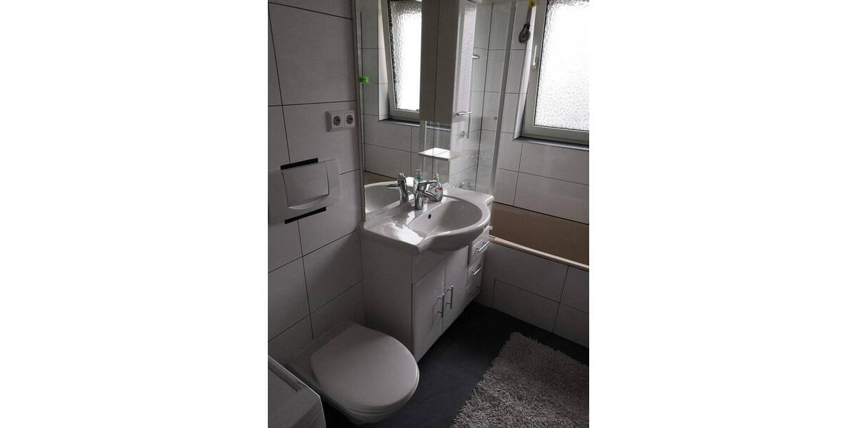 Etagenwohnung Stuttgart Zuffenhausen - 3 Zimmer, 62 m&sup2;, 270.000&euro; | Angebot:26699023